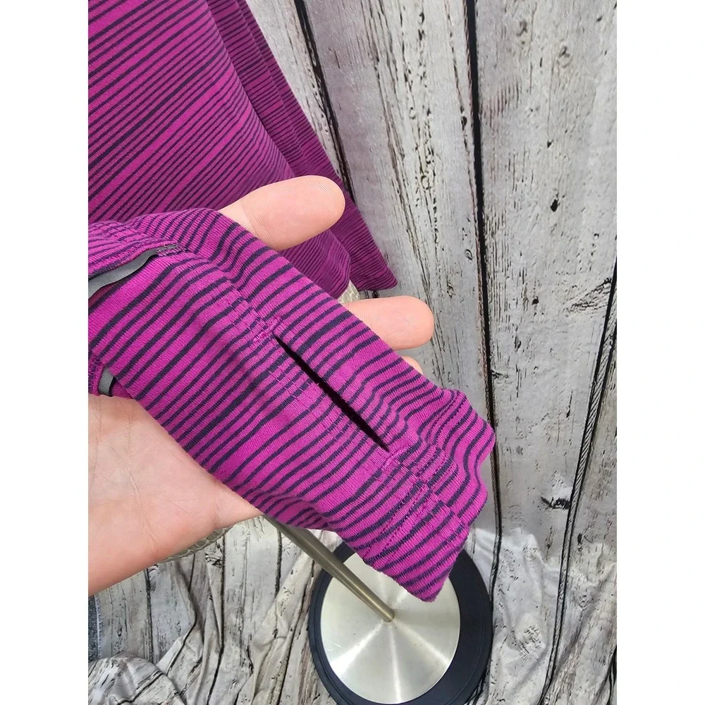 Lululemon Athletica Long Sleeve Striped Athletic Top Thumbholes Zip Pocket Sz 10